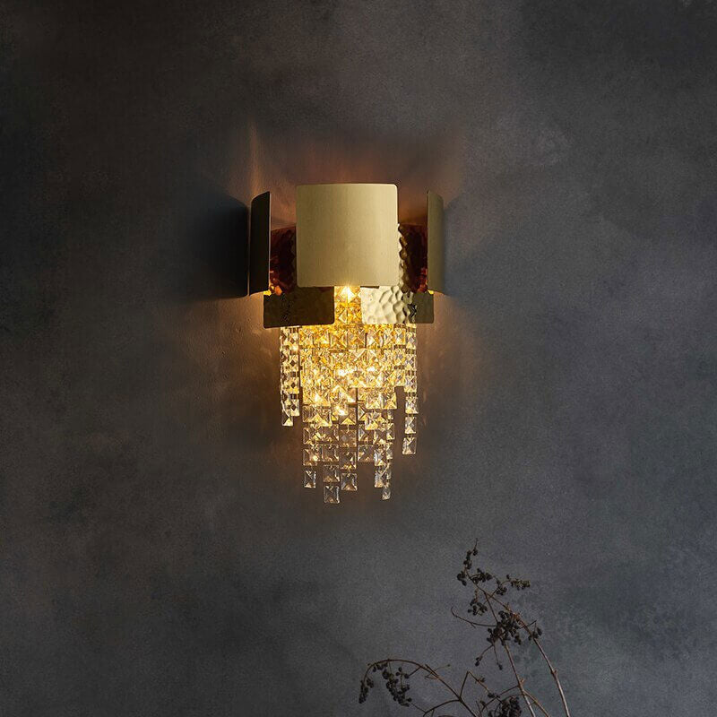 Rainy Days Wall Lamp