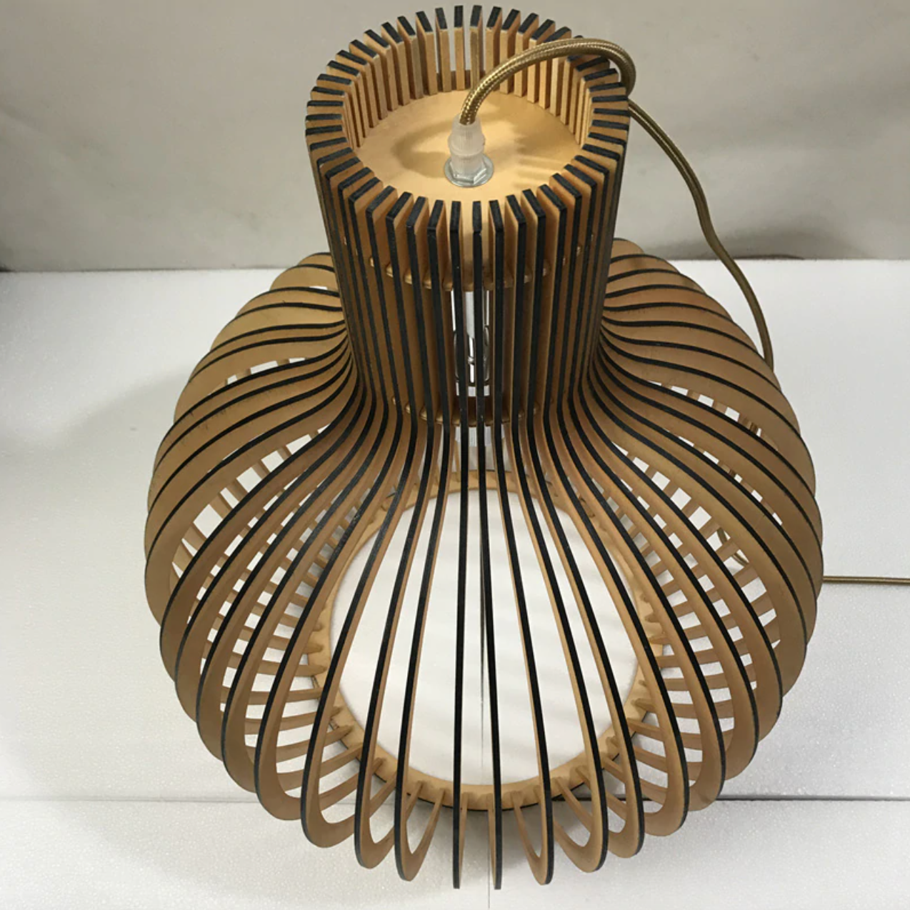 Wooden Birdcage Pendant Lamp